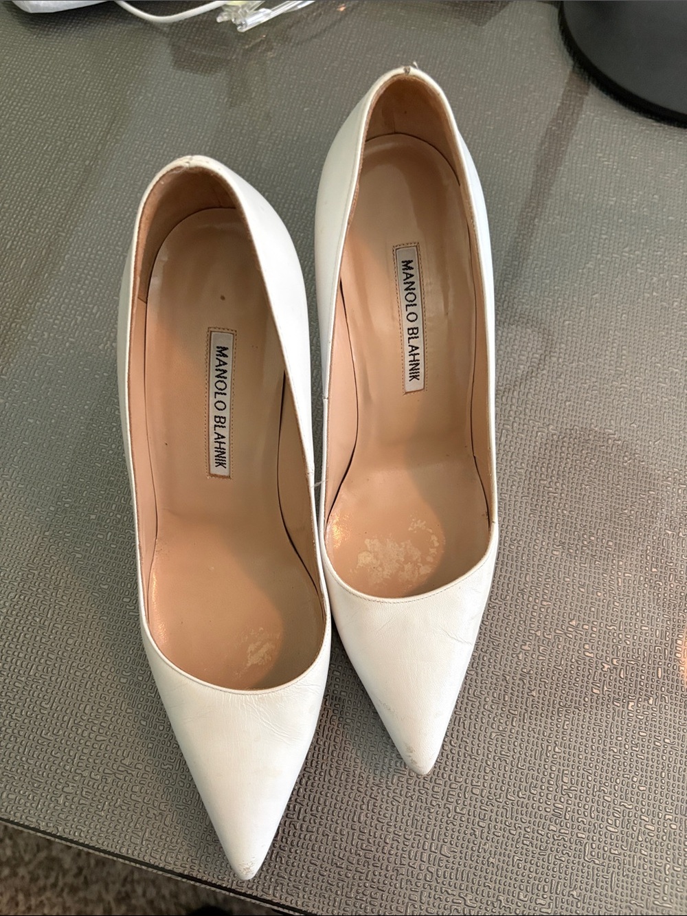 Manolo Blahnik Cream Pointed-Toe Leather Pumps